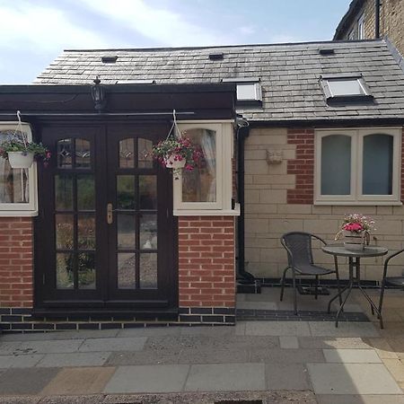 Ruby Cottage Irthlingborough Exterior photo